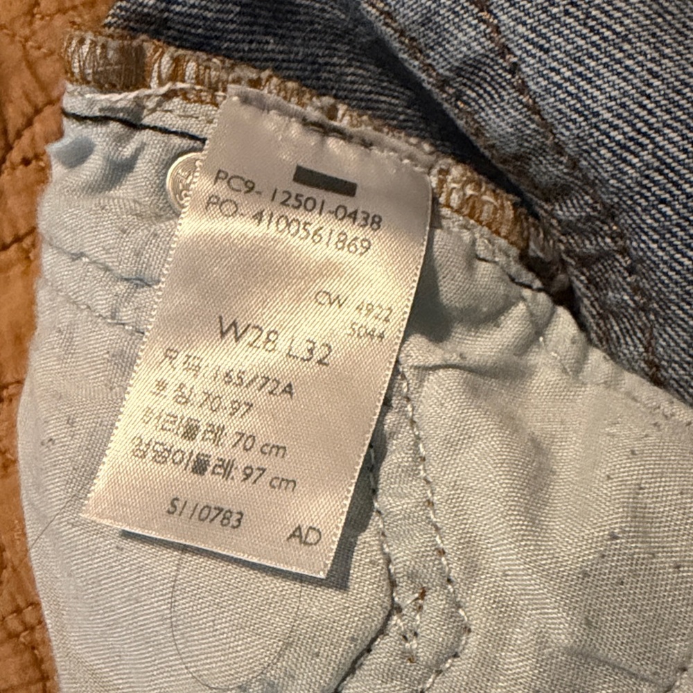 Levi Button Fly - image 4